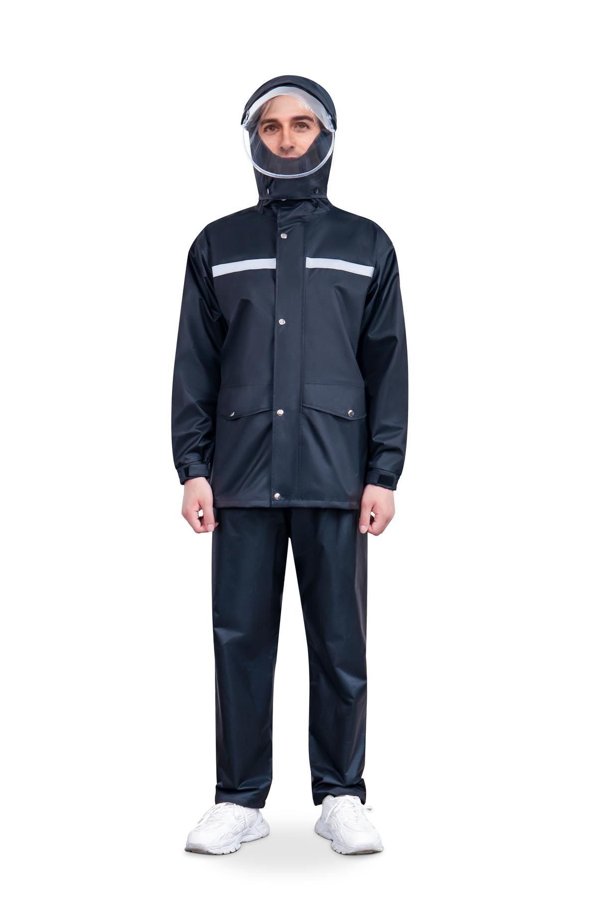 Stylish Rainwear Collection: Essential Rain Gear
